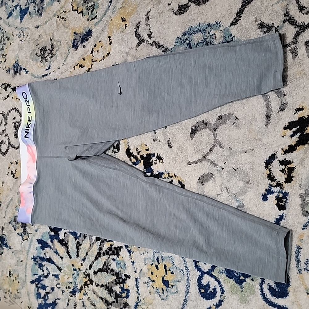 Nike Pro leggings